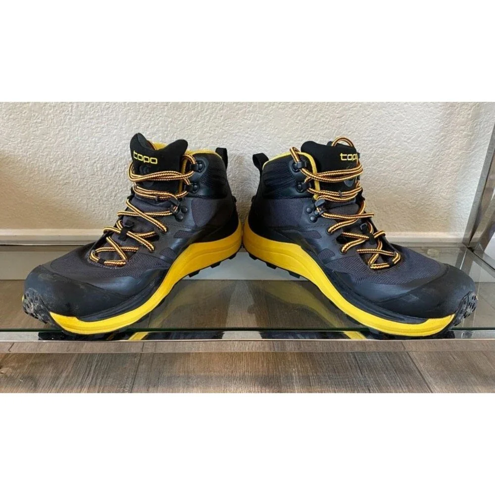 Topo Athletics Trailventure 2 Mens 10.5 Hiking Boot Charcoal/Mustard VIBRAM